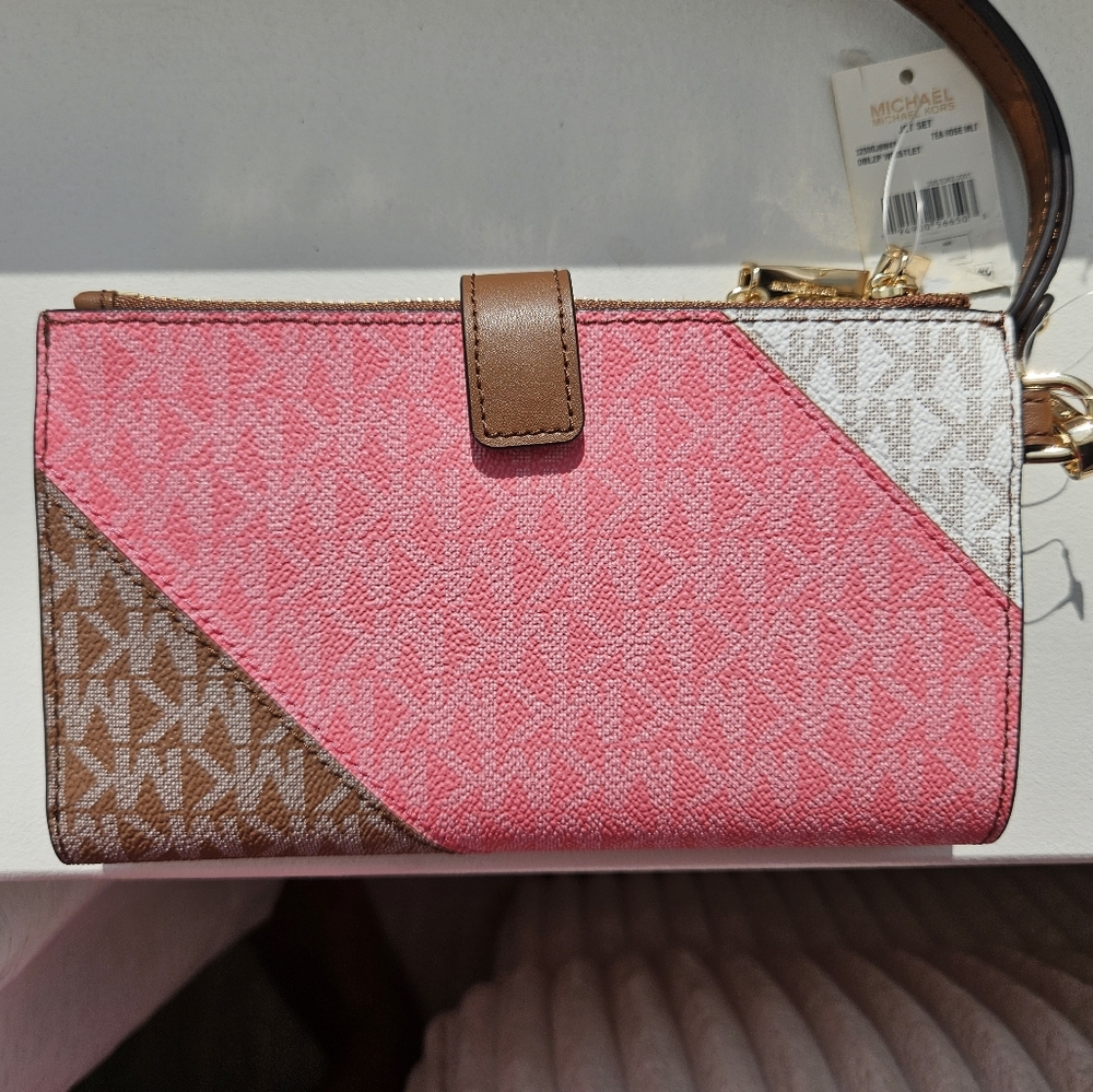 Michael Kors Pink and Brown Women's Wallet - Picture 3 of 5
